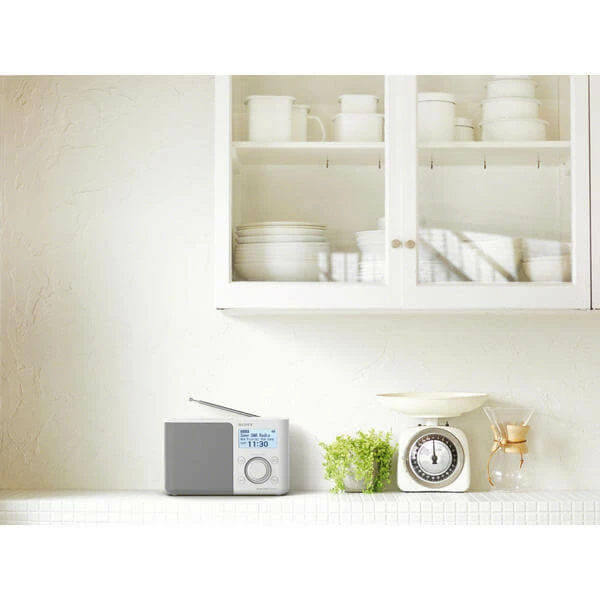 Sony XDR-S61DBP White - Radio, FM, DAB+, Fonctionnement Sur Secteur, Fonctionnement Sur Batterie - Radio DAB+ ⋅ Radio Internet 4 Sony XDR-S61DBP White - Radio, FM, DAB+, Fonctionnement Sur Secteur, Fonctionnement Sur Batterie - Radio DAB+ ⋅ Radio Internet – Image 2